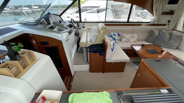 2012 BENETEAU ANTARES 42