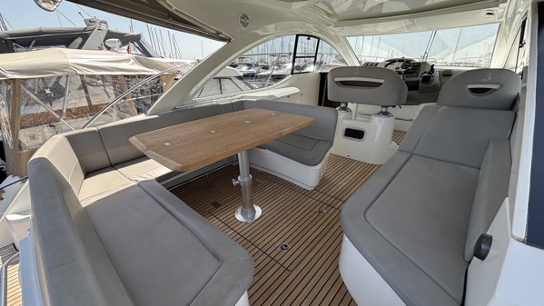 2014 BENETEAU GT 38