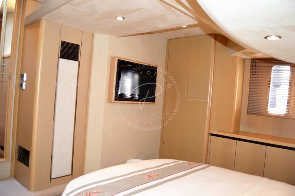 2010 PRINCESS 54