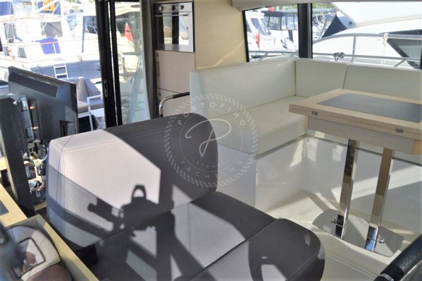 2015 PRESTIGE 420 FLY