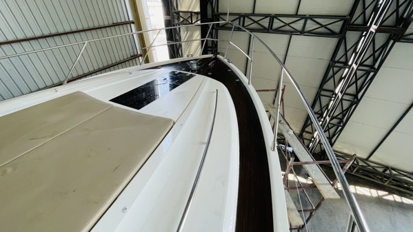 2012 PRINCESS 64