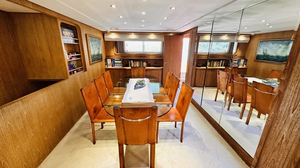 1992 CANTIERI DI PISA AKHIR 30S