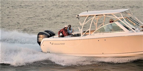 2016 SAILFISH 325 DC