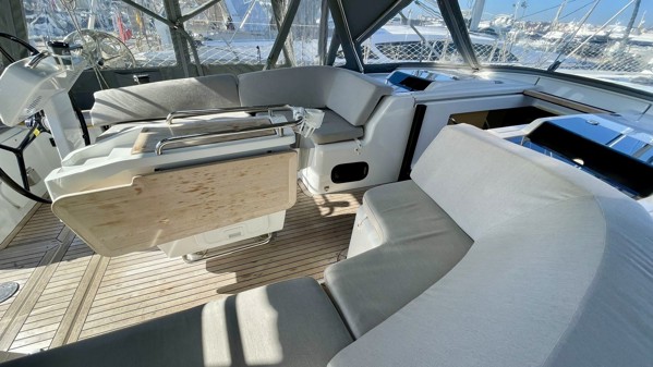 2022 HANSE 458