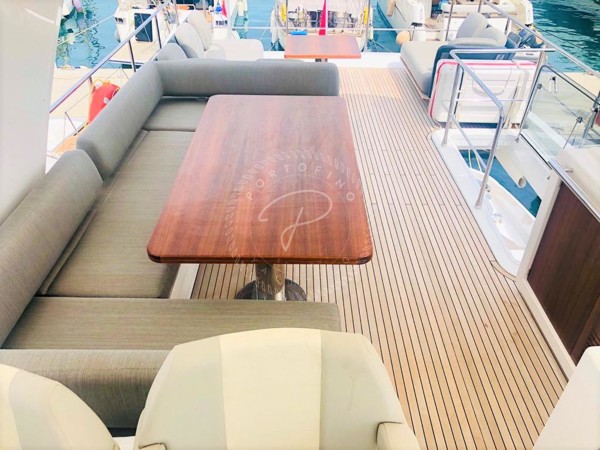 2017 AZIMUT 66 FLY