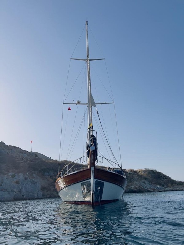 2011 TIRHANDIL CUSTOM 20 M WOODEN