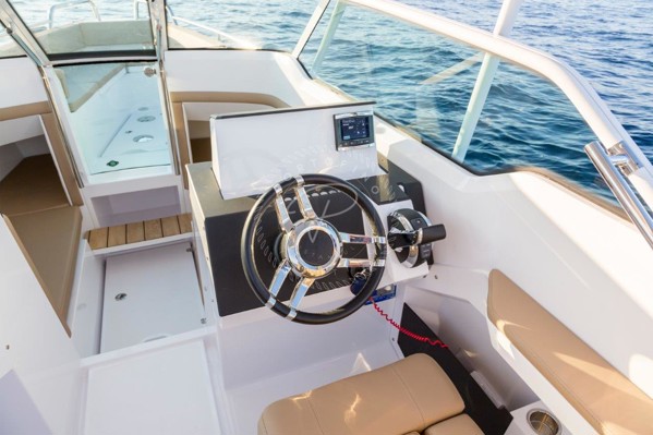 2020 AXOPAR 24 T-TOP