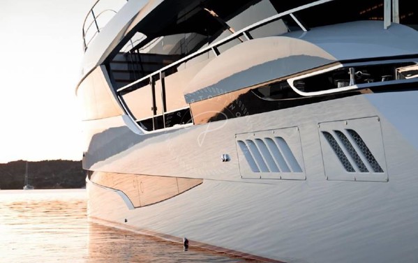 2018 DOMINATOR ILUMEN 28M