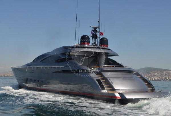 2007 PERSHING 115
