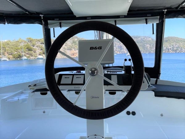 2021 LAGOON 52 F