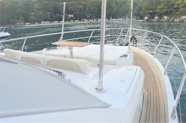 2015 ABSOLUTE 60 FLY