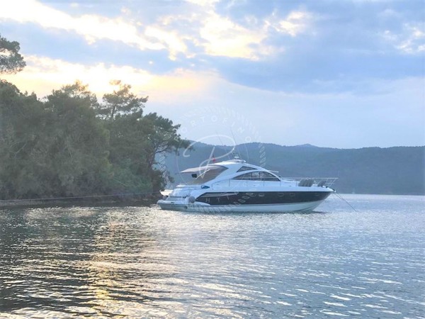 2008 FAIRLINE TARGA 47