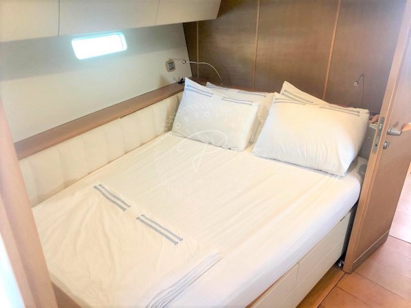 2007 MAXI DOLPHIN 51