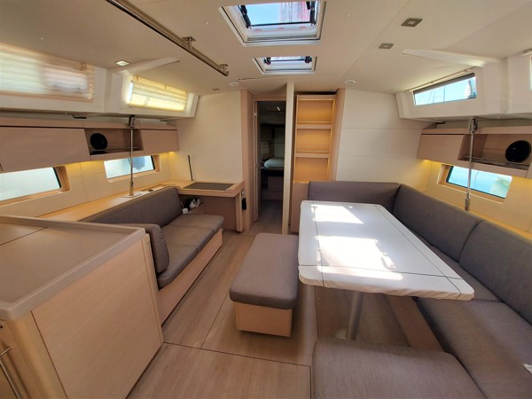 2021 BENETEAU OCEANIS 46.1 FIRST LINE