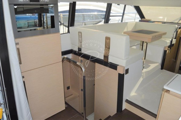 2015 PRESTIGE 420 FLY