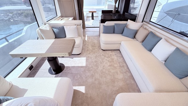 2025 AZIMUT MAGELLANO 60