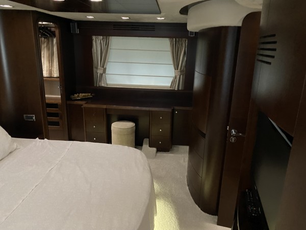 2007 AZIMUT 80