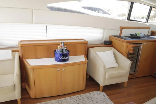 2008 SUNSEEKER PREDATOR 72