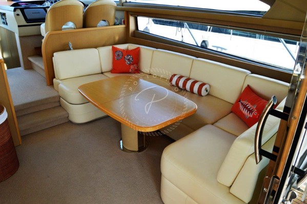 2010 PRINCESS 54