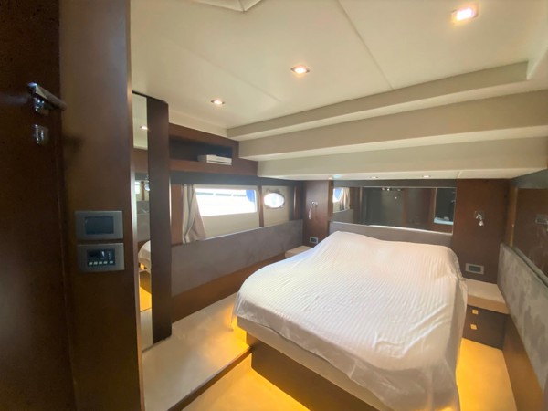 2013 ABSOLUTE 53 STY