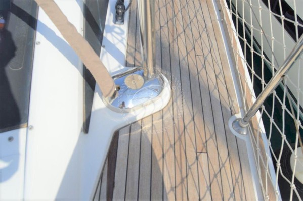 2012 JEANNEAU 53