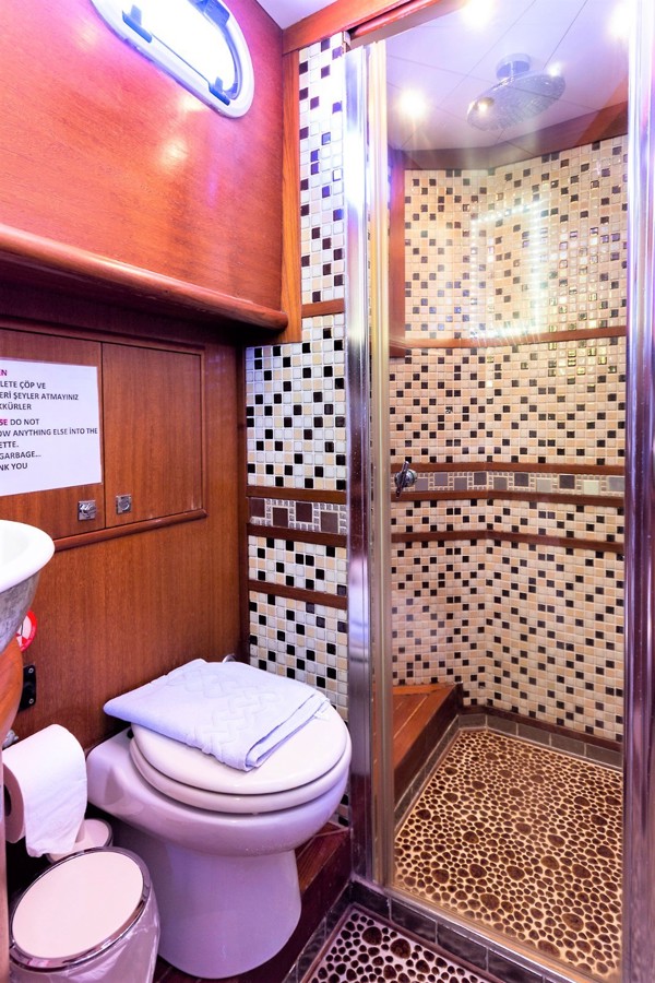 2008 CUSTOM TRAWLER 55