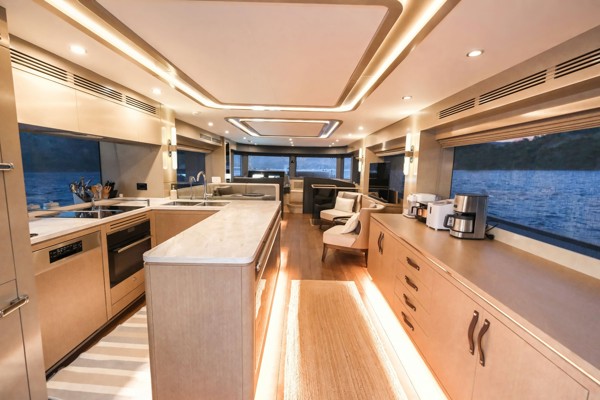 2023 SIRENA 68 