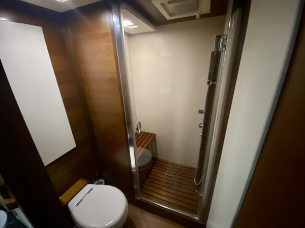 2007 AZIMUT 85