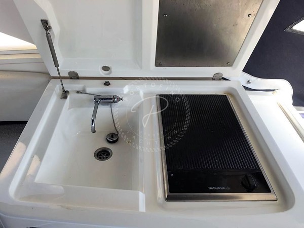 2006 FAIRLINE TARGA 52