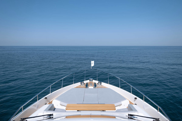 2022 FERRETTI 780