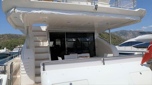 2007 PRINCESS 21M