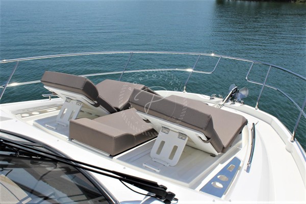 2018 PRESTIGE 460 FLY