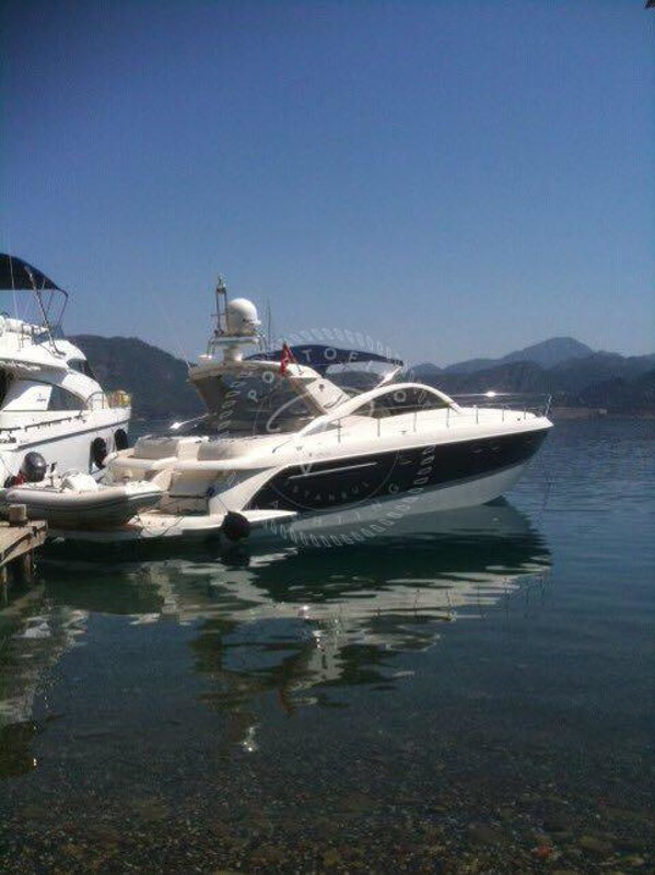 2006 FAIRLINE TARGA 52