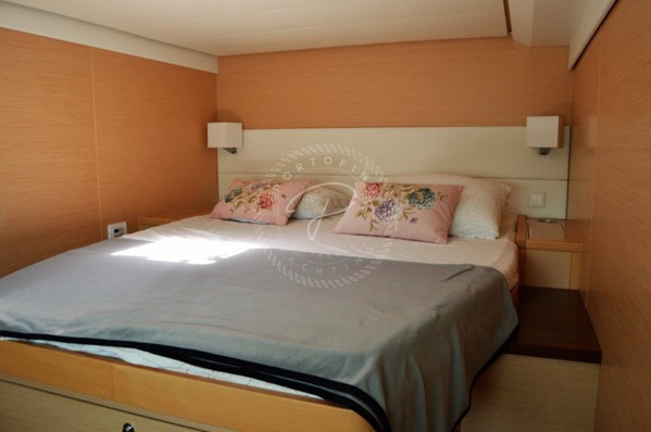2012 LAGOON 620