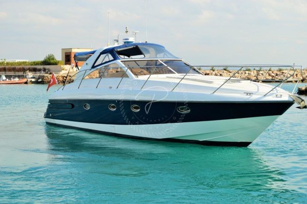 1997 PRINCESS V40