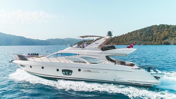 2011 AZIMUT 62 FLY