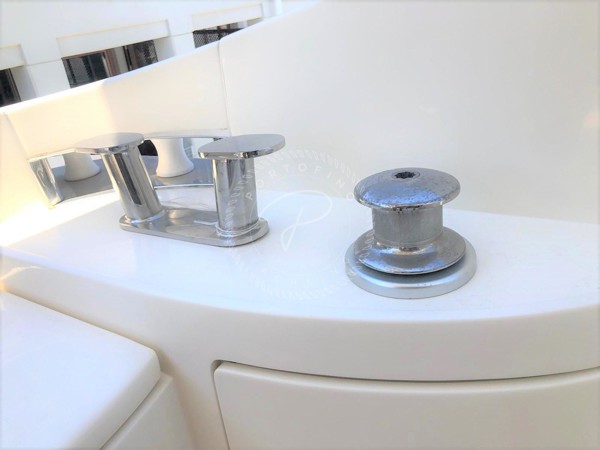 2010 AZIMUT 55 FLY