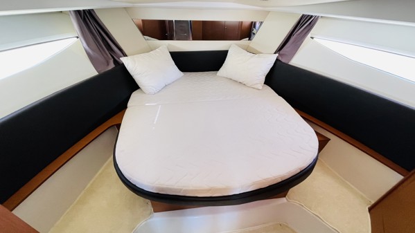 2014 JEANNEAU NC 11
