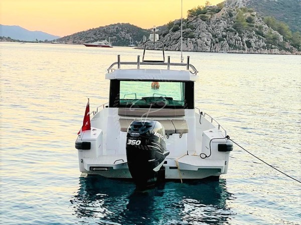 2018 AXOPAR 28 AC