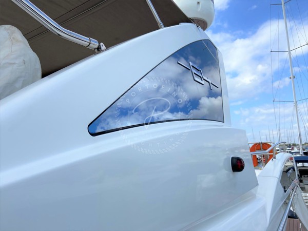 2012 AZIMUT 64 FLY