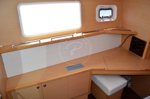 2012 LAGOON 620
