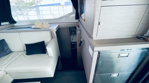2023 FOUNTAINE PAJOT ASTREA 42 