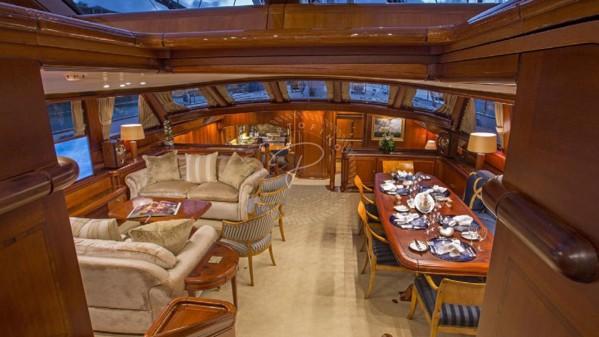 1998 | 2015 ROYAL HUISMAN 47M