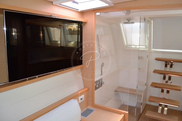 2012 LAGOON 620
