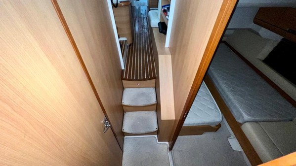 2013 GREENLINE 40 HYBRID