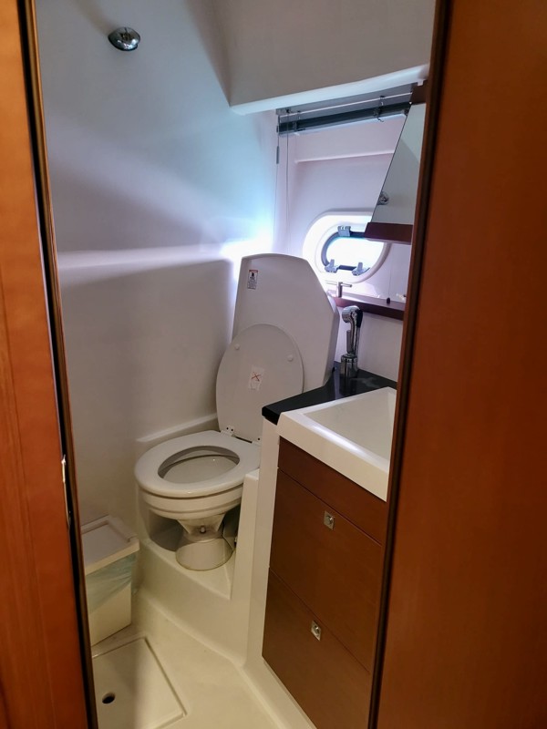2012 PRESTIGE 440 S