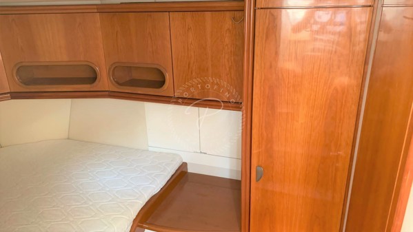2002 PERSHING 45
