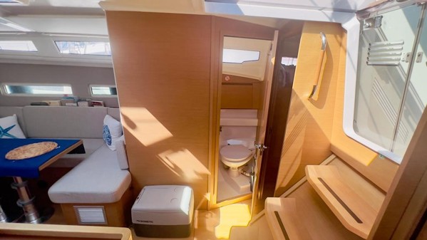 2020 JEANNEAU SUN ODYSSEY 410