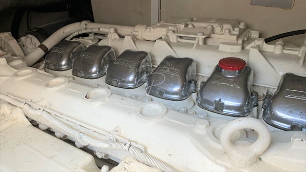 2002 PERSHING 45