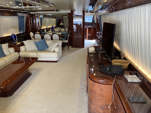 2000 FALCON 86